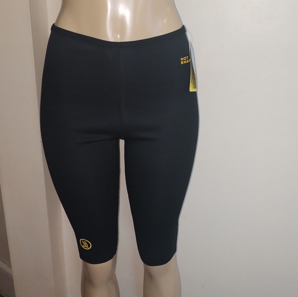 NWT- HOT SHAPERS ONE SIZE